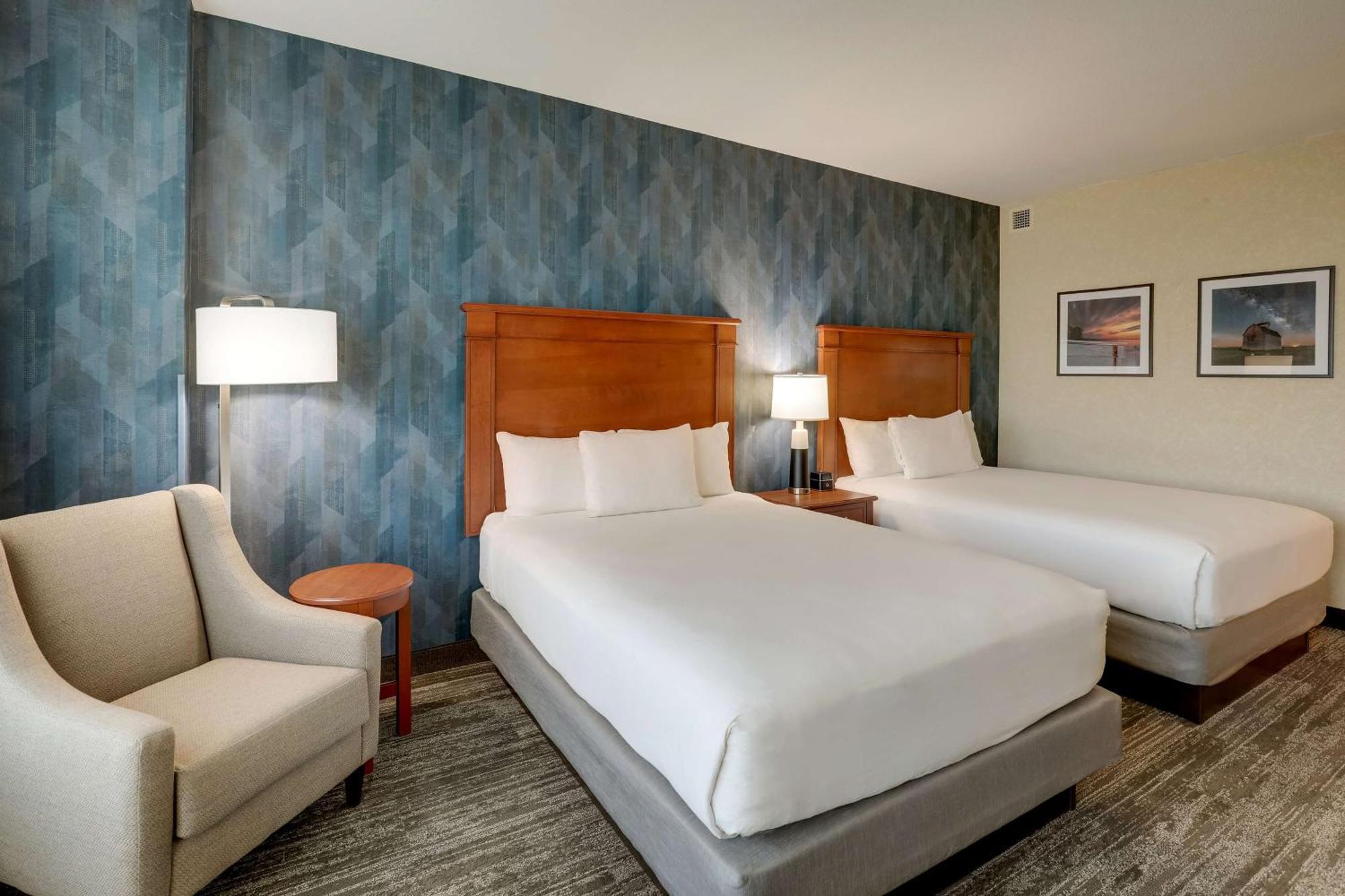 Drury Plaza Hotel Mt Vernon Маунт-Вернон Экстерьер фото