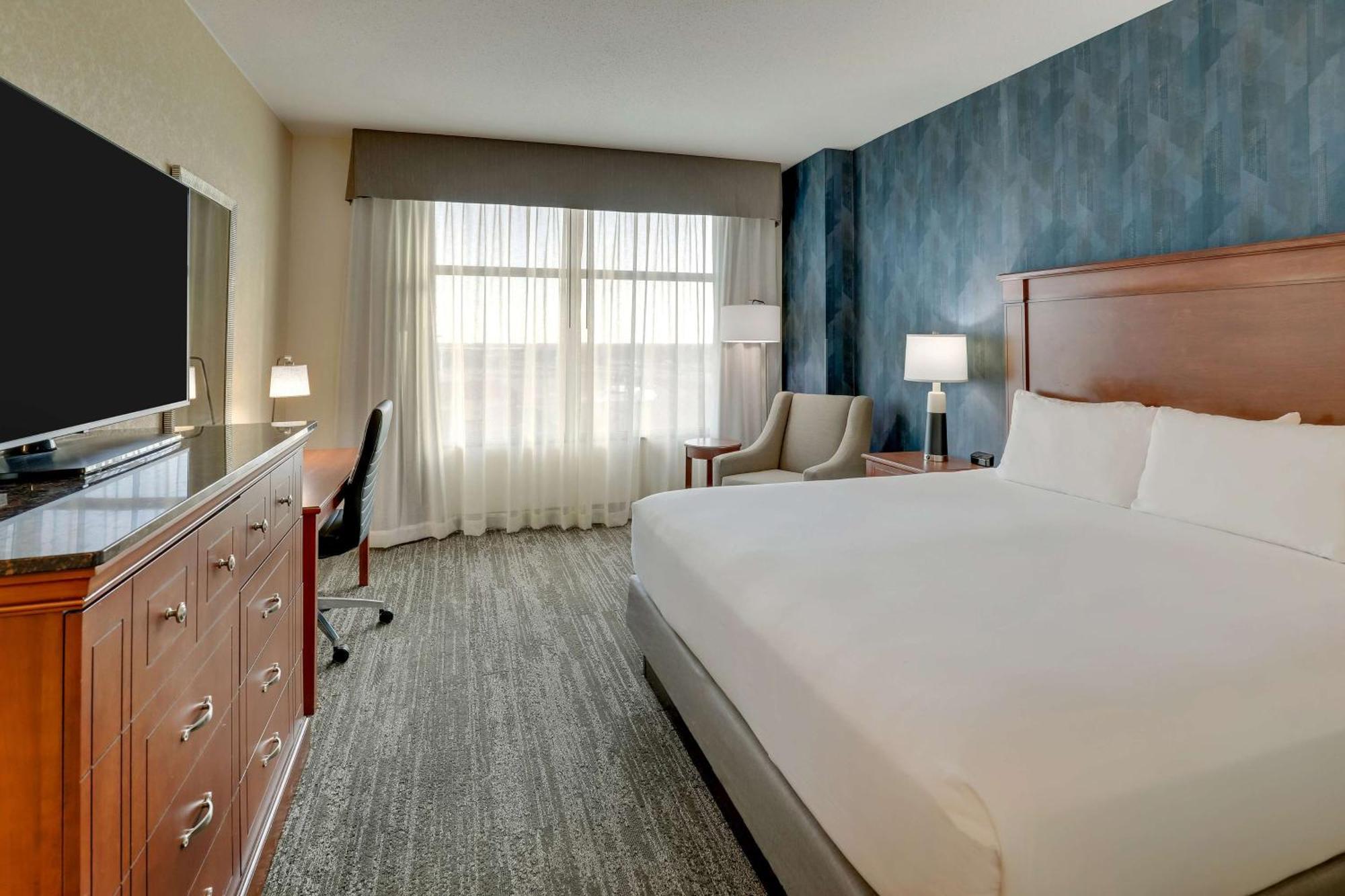 Drury Plaza Hotel Mt Vernon Маунт-Вернон Экстерьер фото