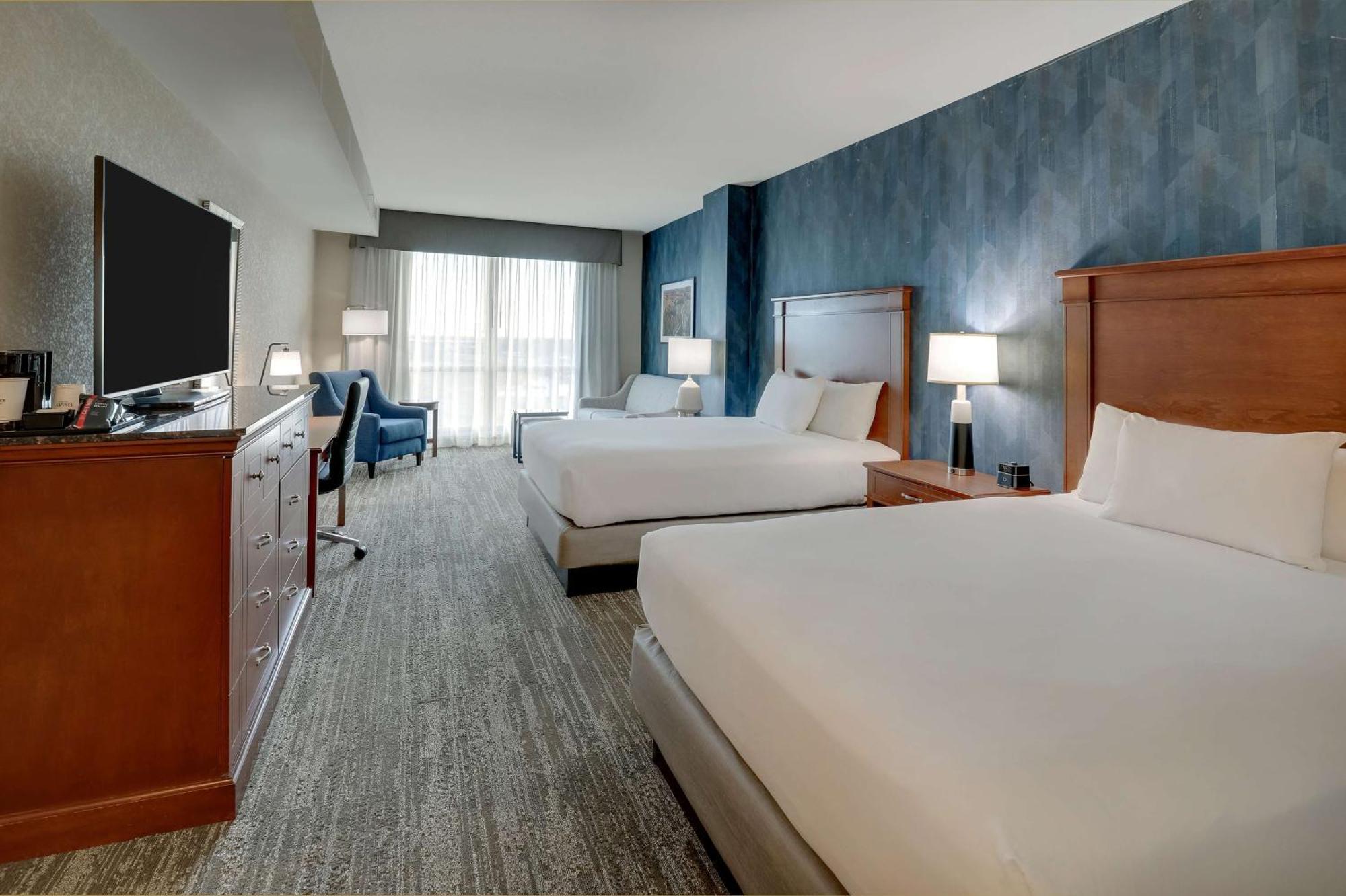 Drury Plaza Hotel Mt Vernon Маунт-Вернон Экстерьер фото