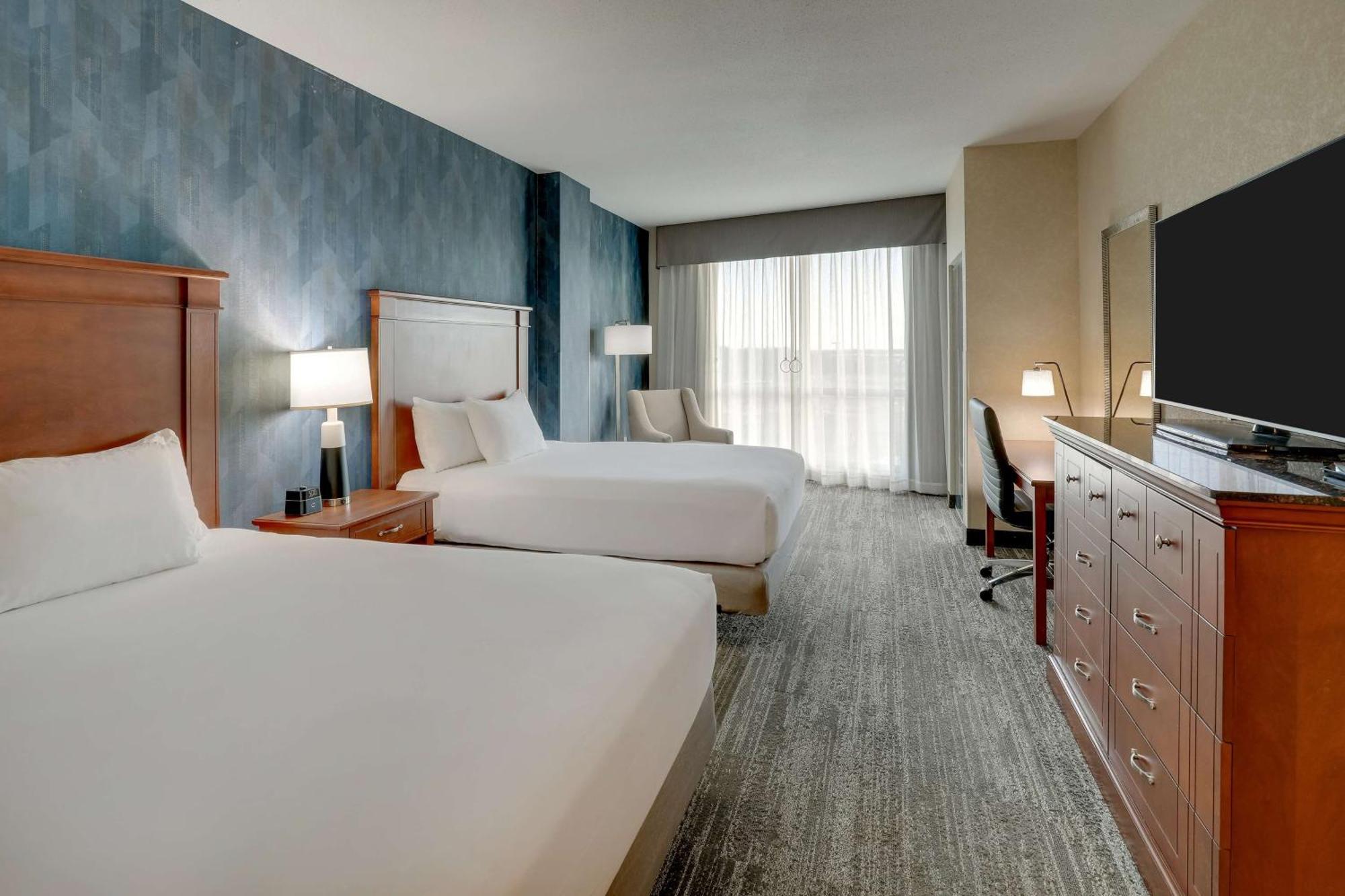 Drury Plaza Hotel Mt Vernon Маунт-Вернон Экстерьер фото